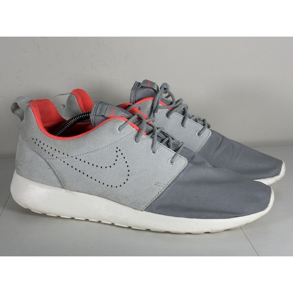 Size 11 - Nike Roshe One Premium Pure Platinum Mens Shoes